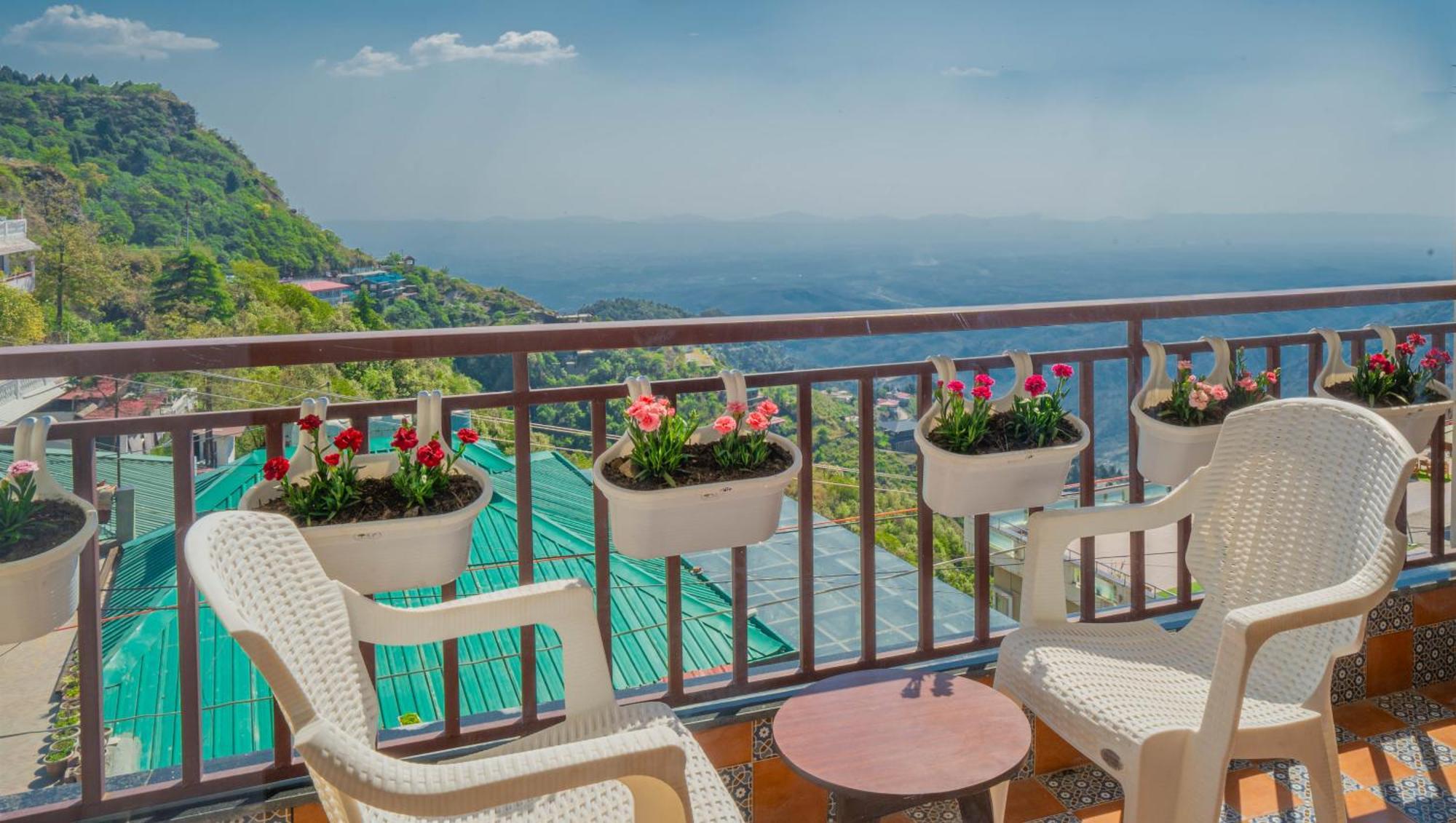מוסורי Perfectstayz Mokshada Suites מראה חיצוני תמונה